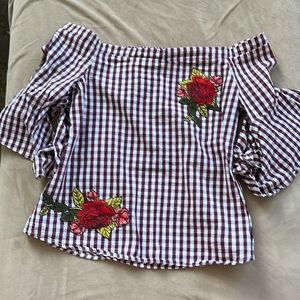 Blu pepper gingham print top embroidered rose burgundy medium off shoulders